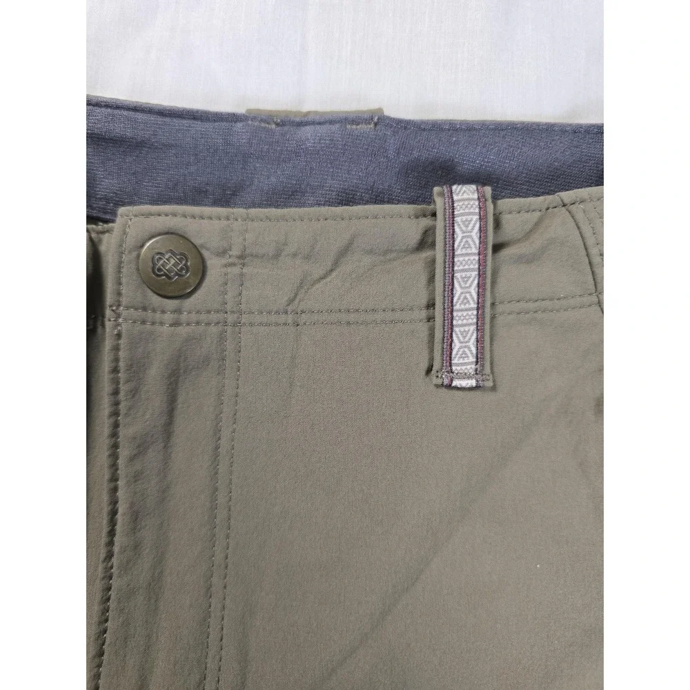 Sherpa Adventure Gear Shorts Womens 10 Green Hiking Utility‎ Quick Dry Stretch